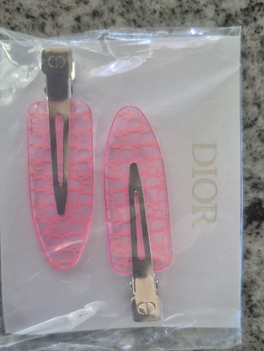 Dior Pink Logo Acrylic Snap Hair Clips - Picture 2 of 3